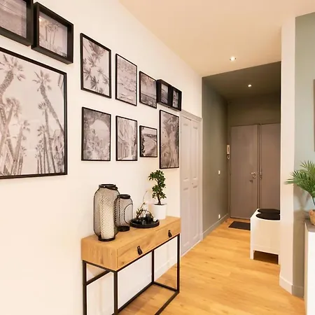 #34 Lamartine 3 Bdrs Ac Balcony 10mins Walk To Old Town Apartment Nice